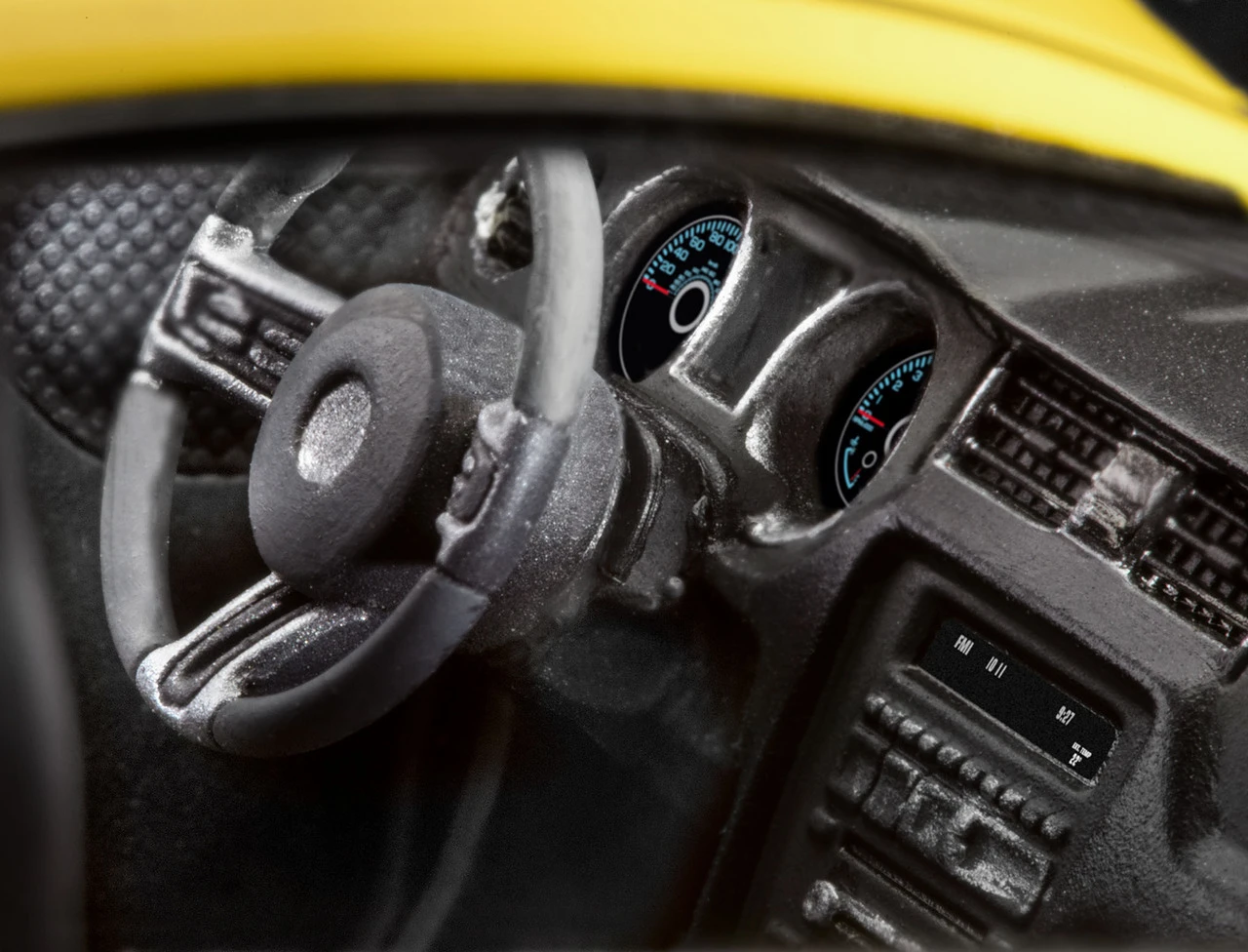 2013 Ford Mustang Boss Car w/paint & glue 1/25 Revell Germany - Image 6