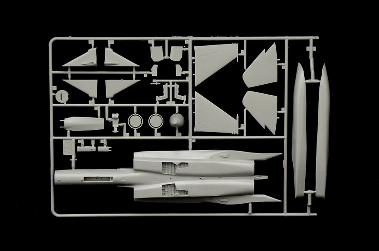 F-15C Eagle Aircraft 1/72 Italeri - Image 7