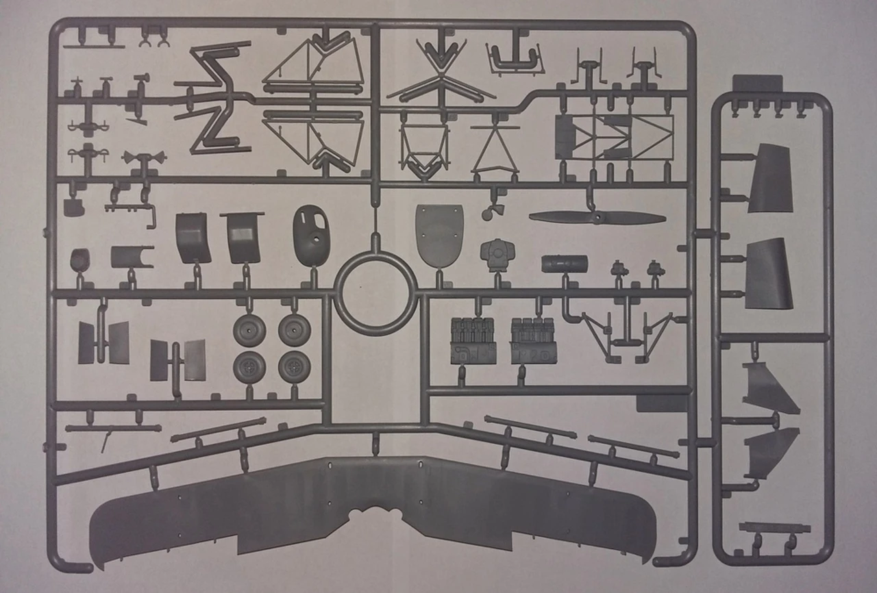 Bucker Bu 131D WWII German Training Aircraft 1/32 ICM Models - Image 8