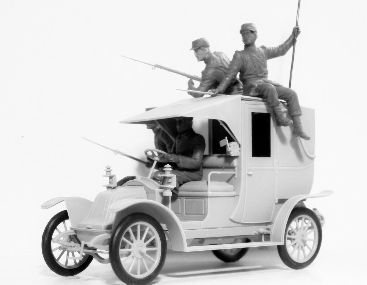 Taxi Car w/4 French Infantry Battle of the Marne 1914 1/35 ICM Models - Image 4