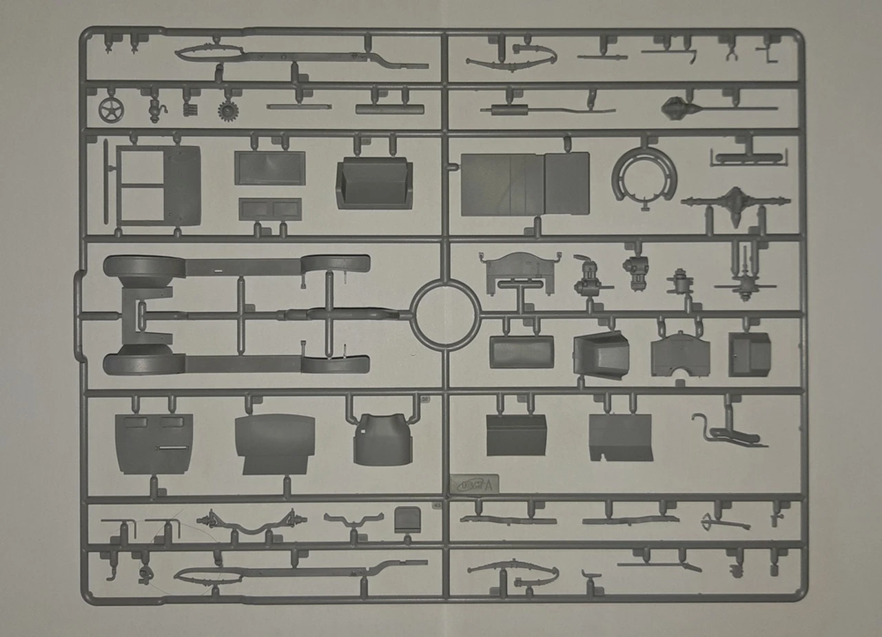 Taxi Car w/4 French Infantry Battle of the Marne 1914 1/35 ICM Models - Image 12