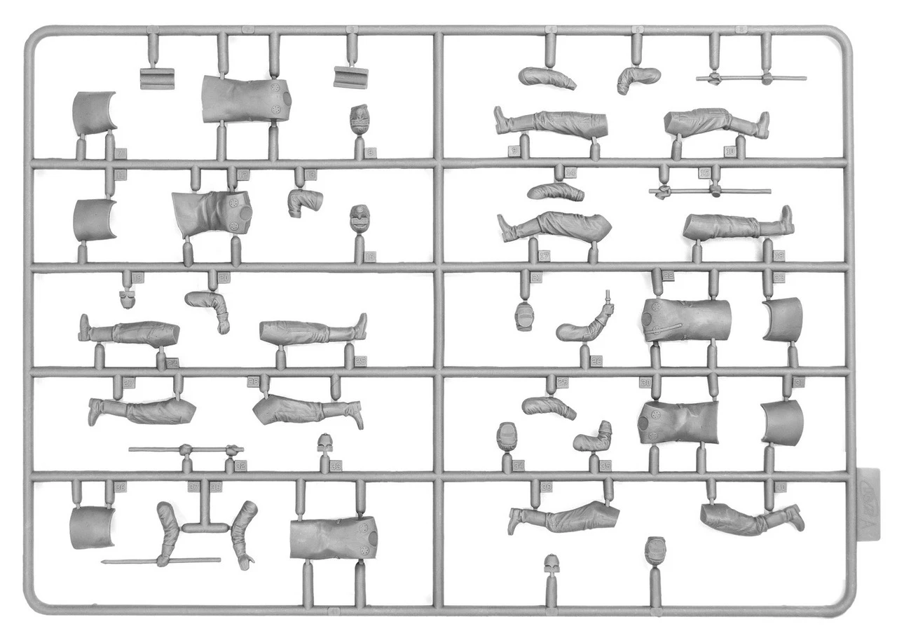 Chernobyl #3: Rubble Cleaners Diorama Set (5 figures, base, background) 1/35 ICM Models - Image 2