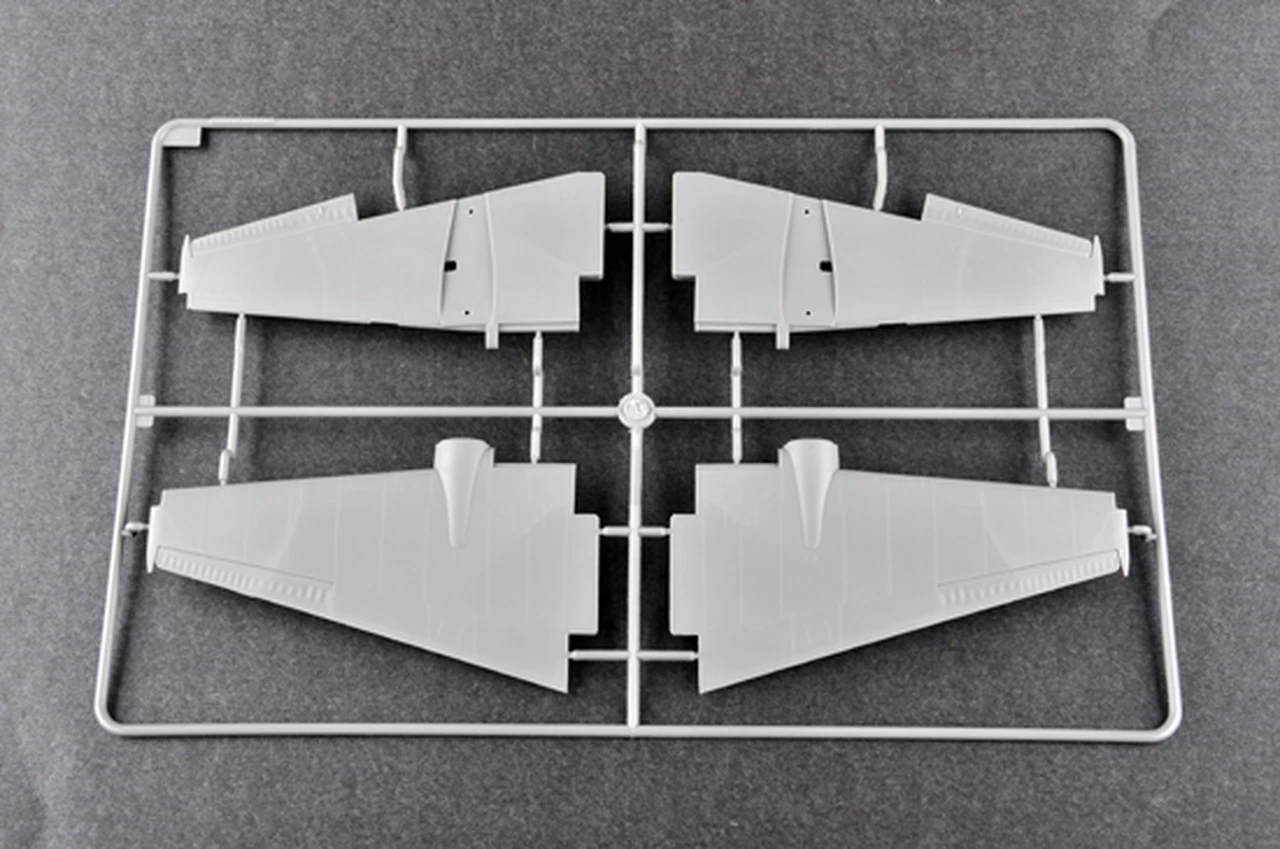 De Havilland Hornet F.3 Fighter 1/48 Trumpeter - Image 4