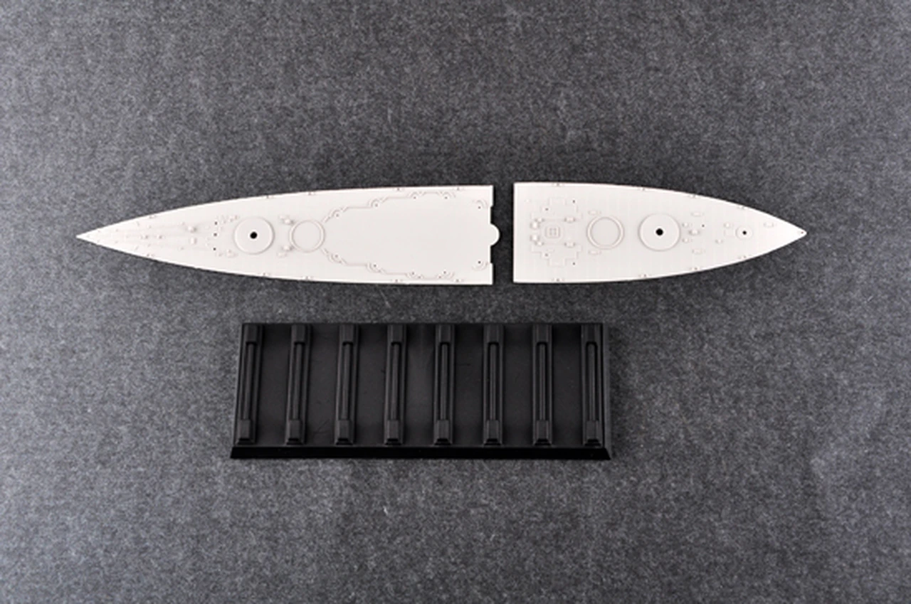 USS California BB-44 Battleship 1941 1/700 Trumpeter - Image 8