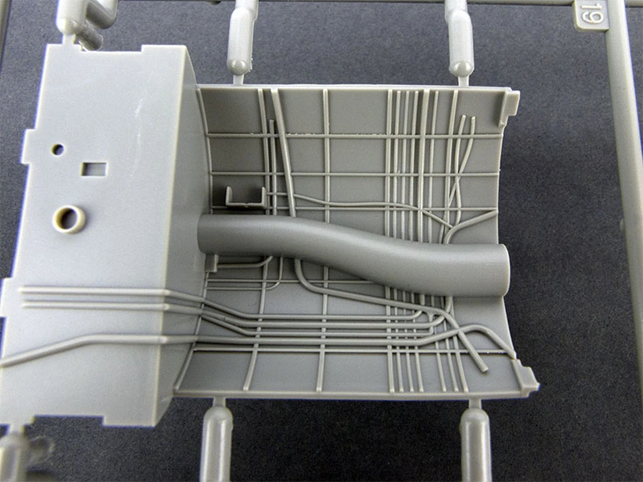 B-17E/F Flying Fortress 1/32 HK Models - Image 24