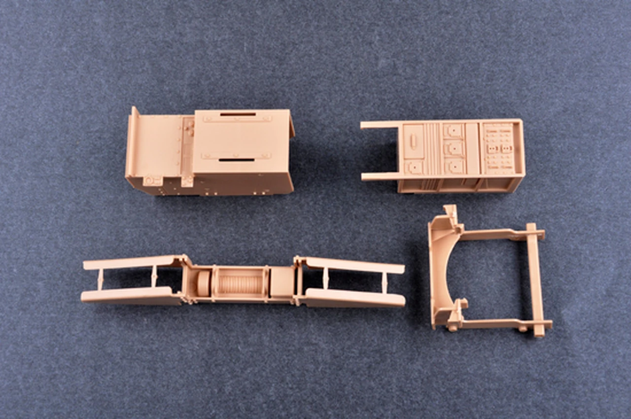 US MaxxPro MRAP Vehicle 1/16 Trumpeter - Image 9