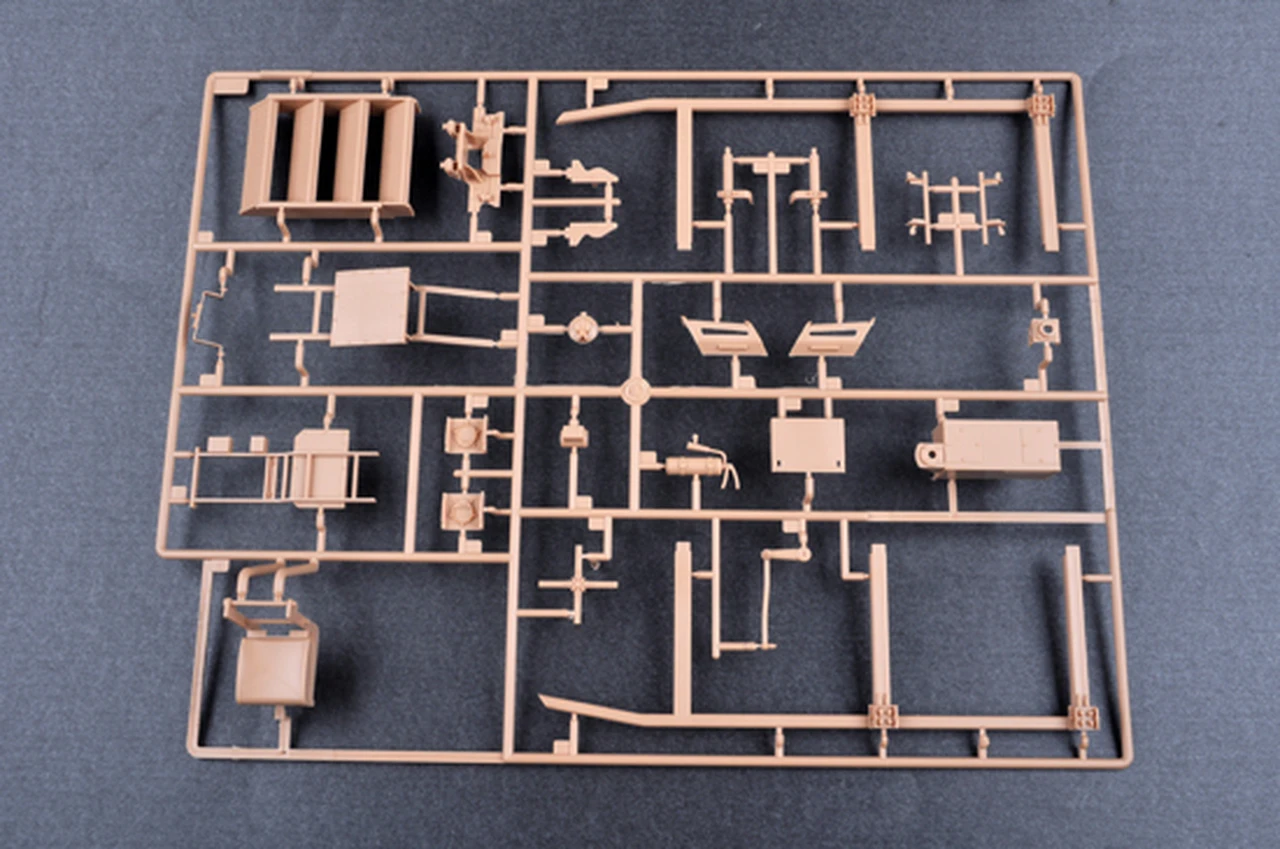 US MaxxPro MRAP Vehicle 1/16 Trumpeter - Image 5