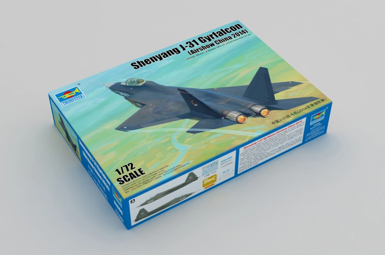 Chinese Shenyang J31 Gyrfalcon Fighter 1/72 Trumpeter - Image 2