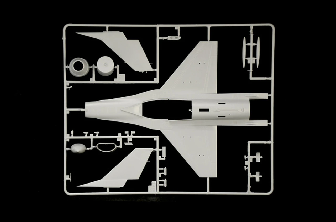 F-16A Fighting Falcon 1/48 Italeri - Image 3