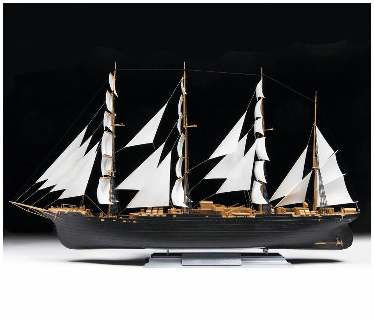 Russian Krusenshtern 4-Masted Sailing Ship 1/200 Zvezda - Image 3