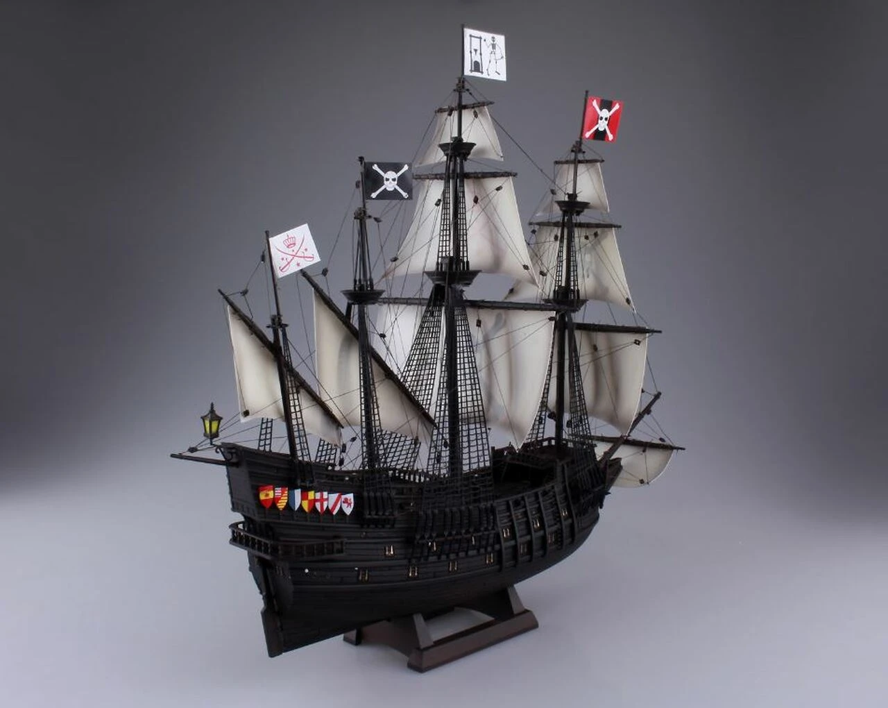 Pirate Ship 1/100 Aoshima - Image 3