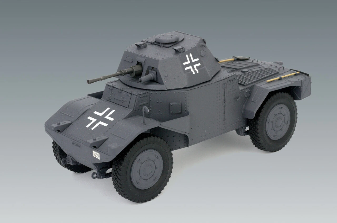 Panzerspahwagen P 204(f) WWII German Armored Vehicle 1/35 ICM Models - Image 3