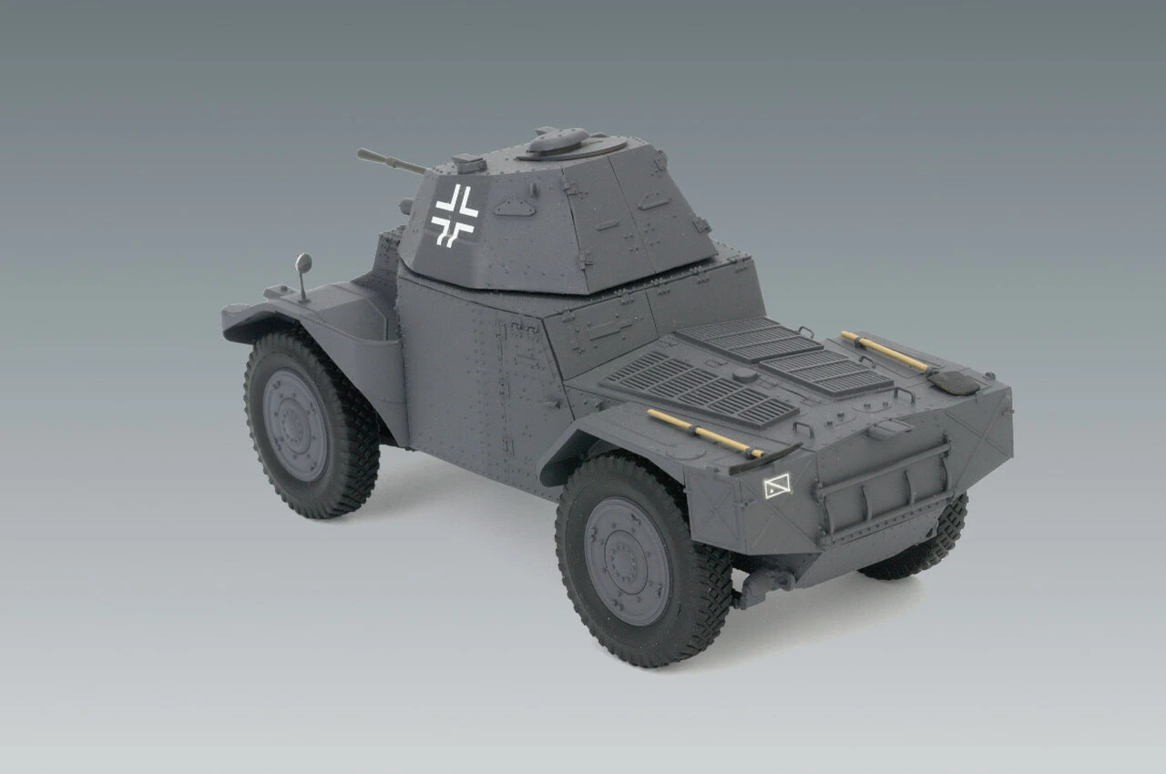 Panzerspahwagen P 204(f) WWII German Armored Vehicle 1/35 ICM Models - Image 2
