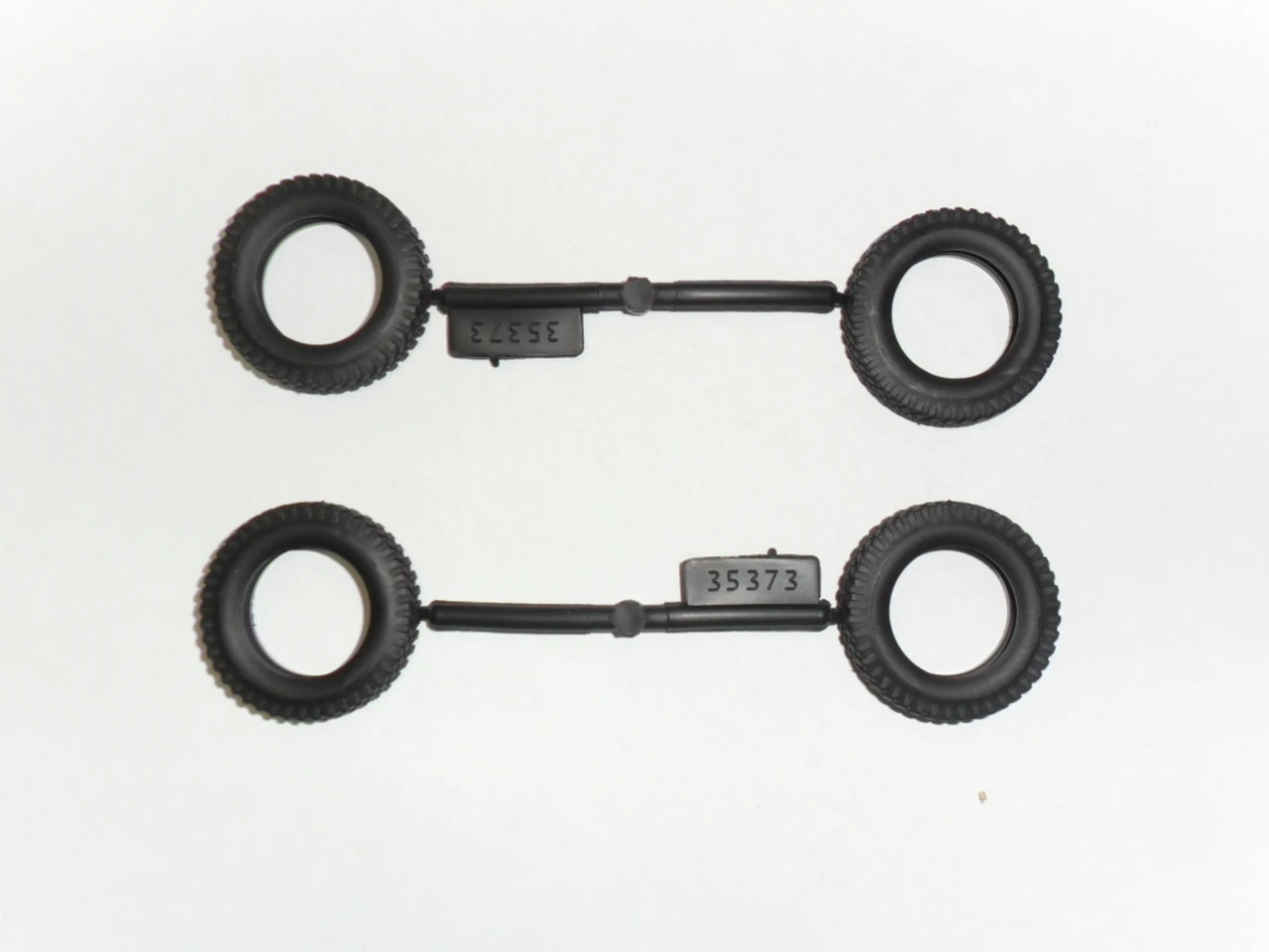 Panzerspahwagen P 204(f) WWII German Armored Vehicle 1/35 ICM Models - Image 8