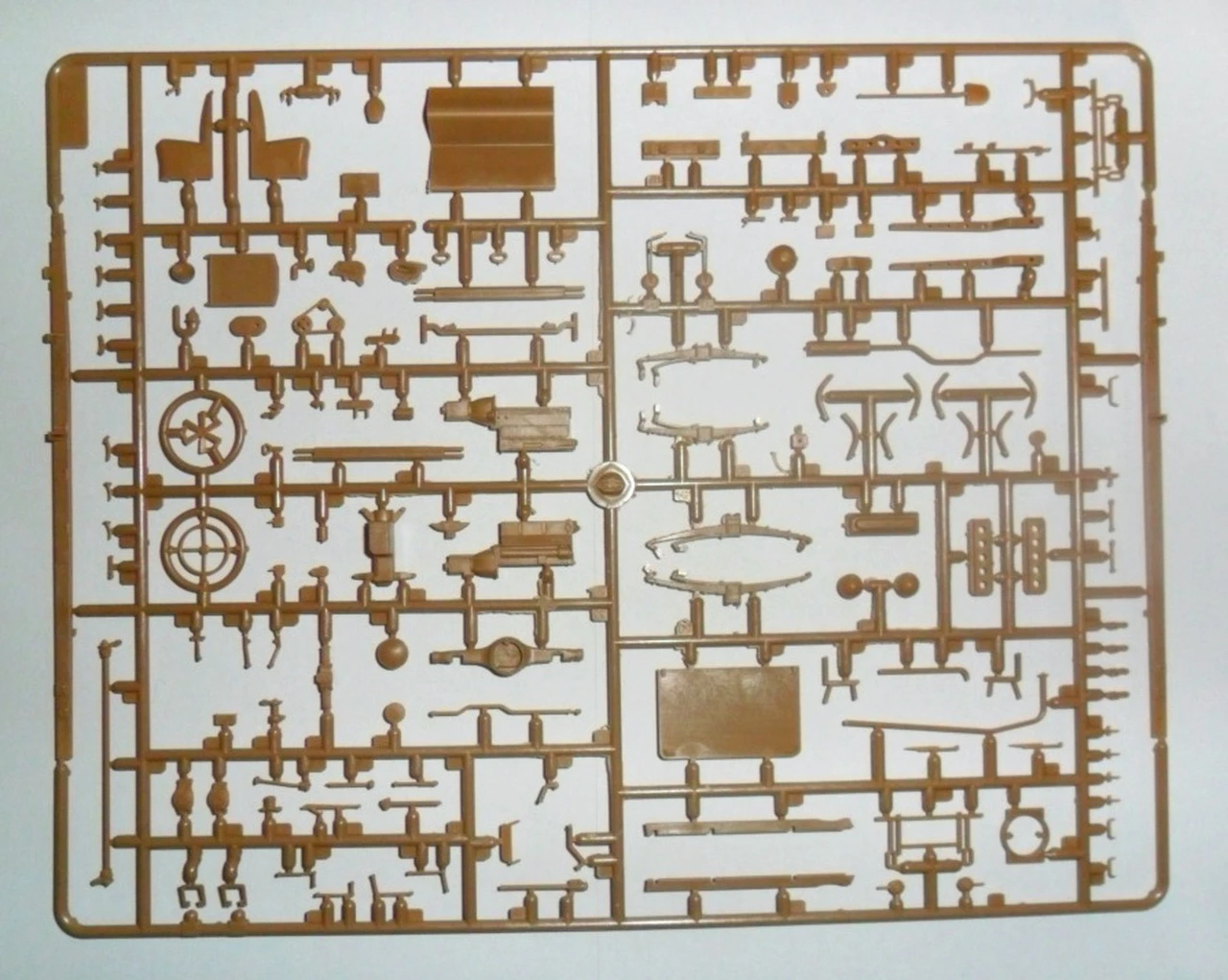 WWII Type 2.5-32 with Shelter German Ambulance Truck 1/35 ICM Models - Image 6