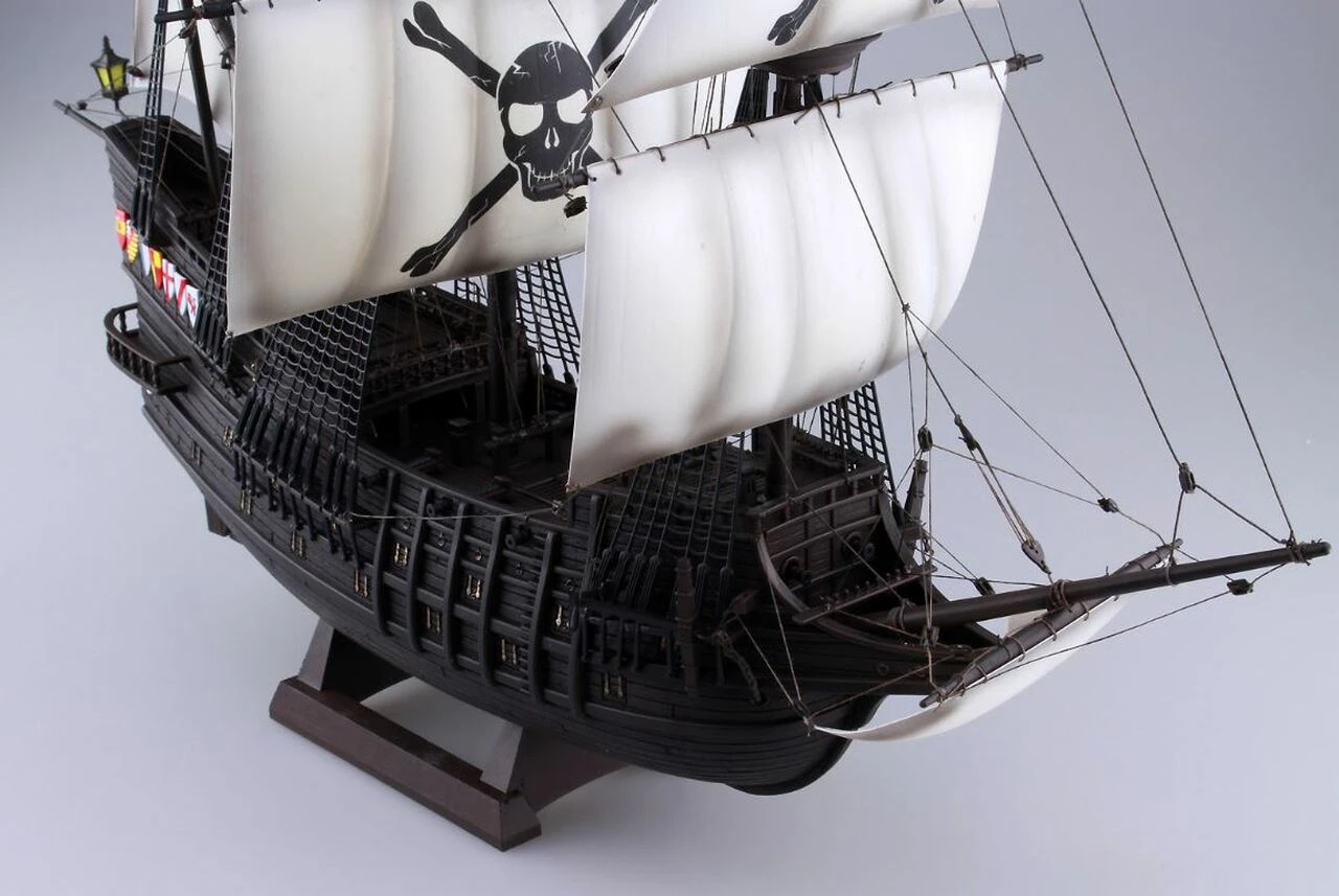 Pirate Ship 1/100 Aoshima - Image 4