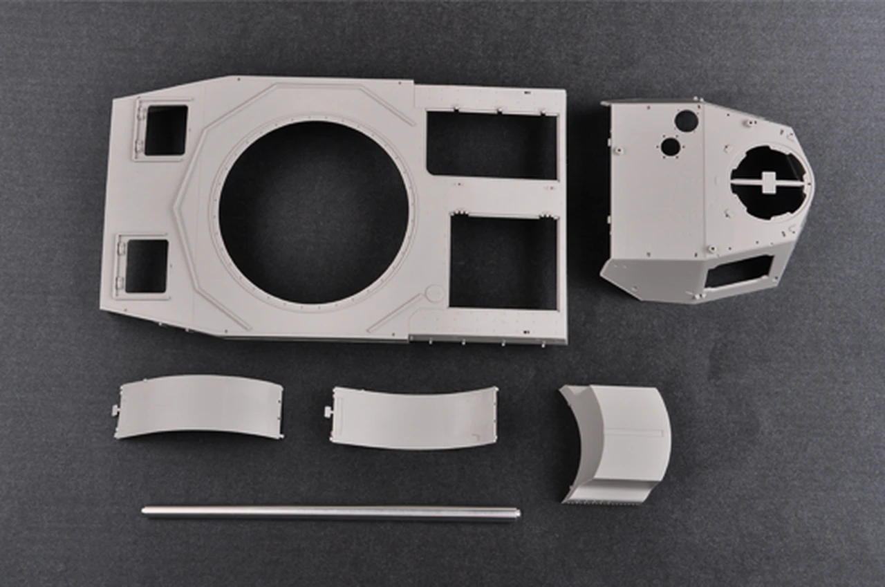 German Pz.Kpfw.IV Ausf.J Medium Tank 1/16 Trumpeter - Image 15