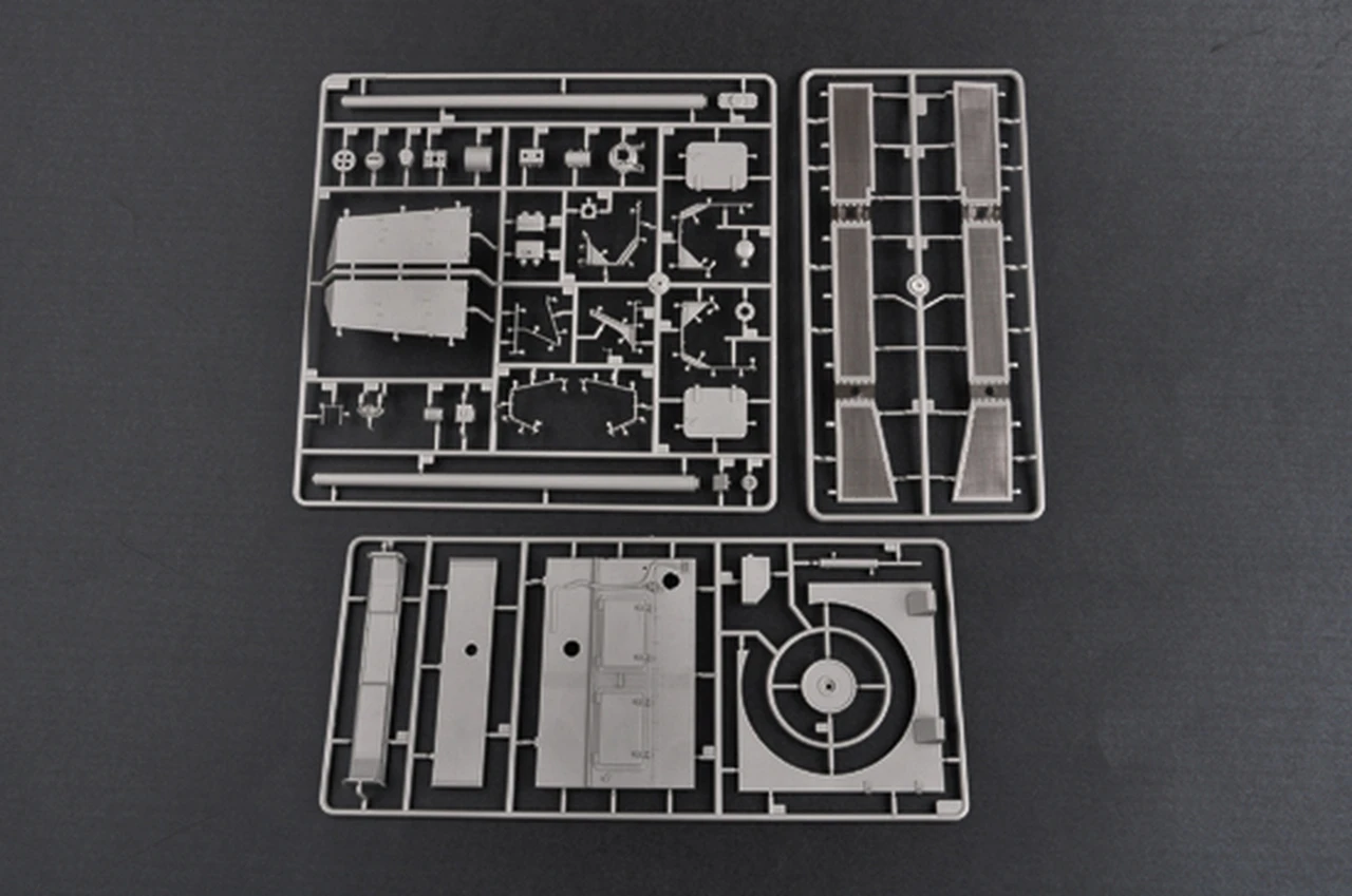 German Pz.Kpfw.IV Ausf.J Medium Tank 1/16 Trumpeter - Image 16