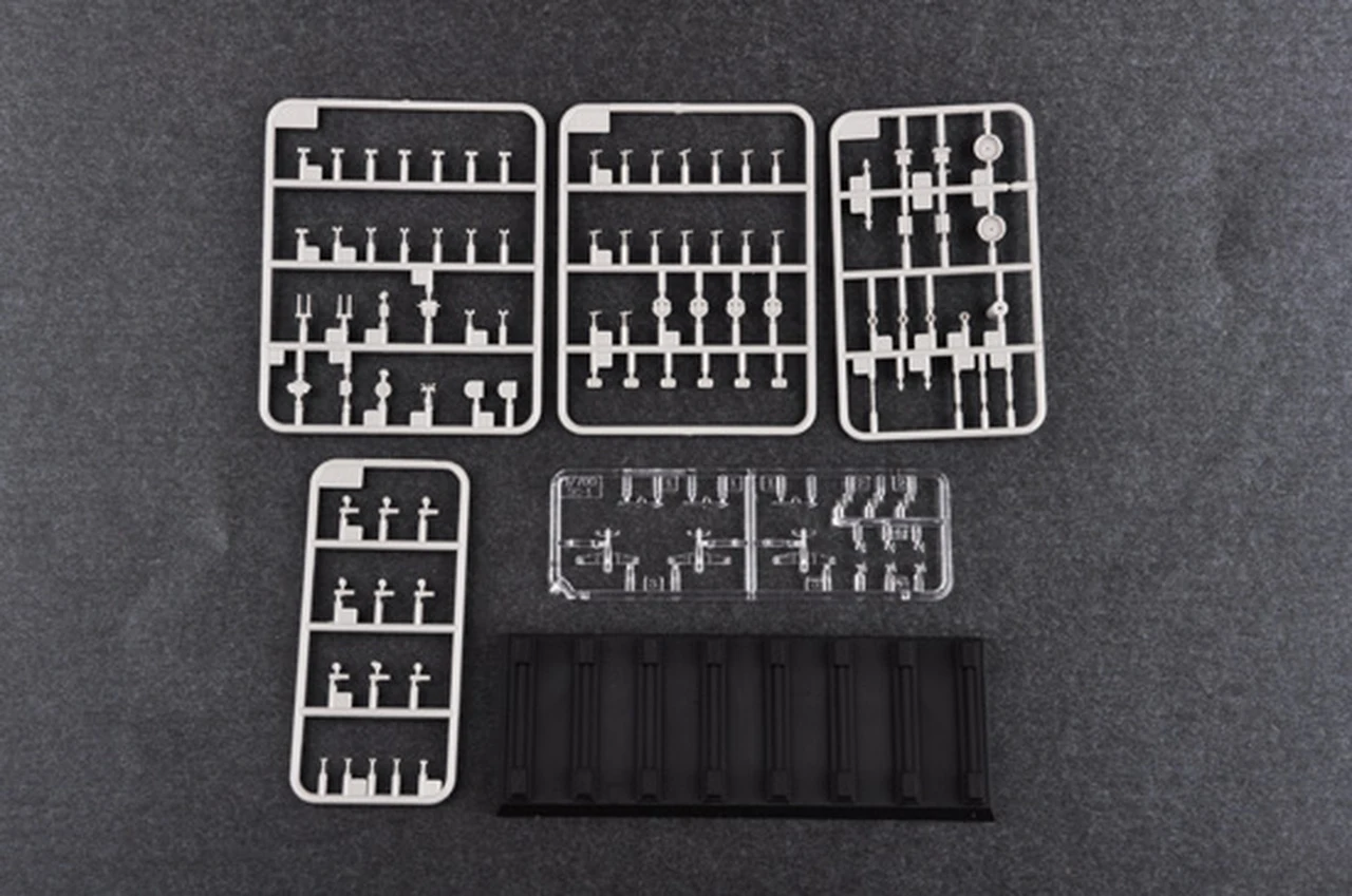 USS California BB-44 Battleship 1945 1/700 Trumpeter - Image 8