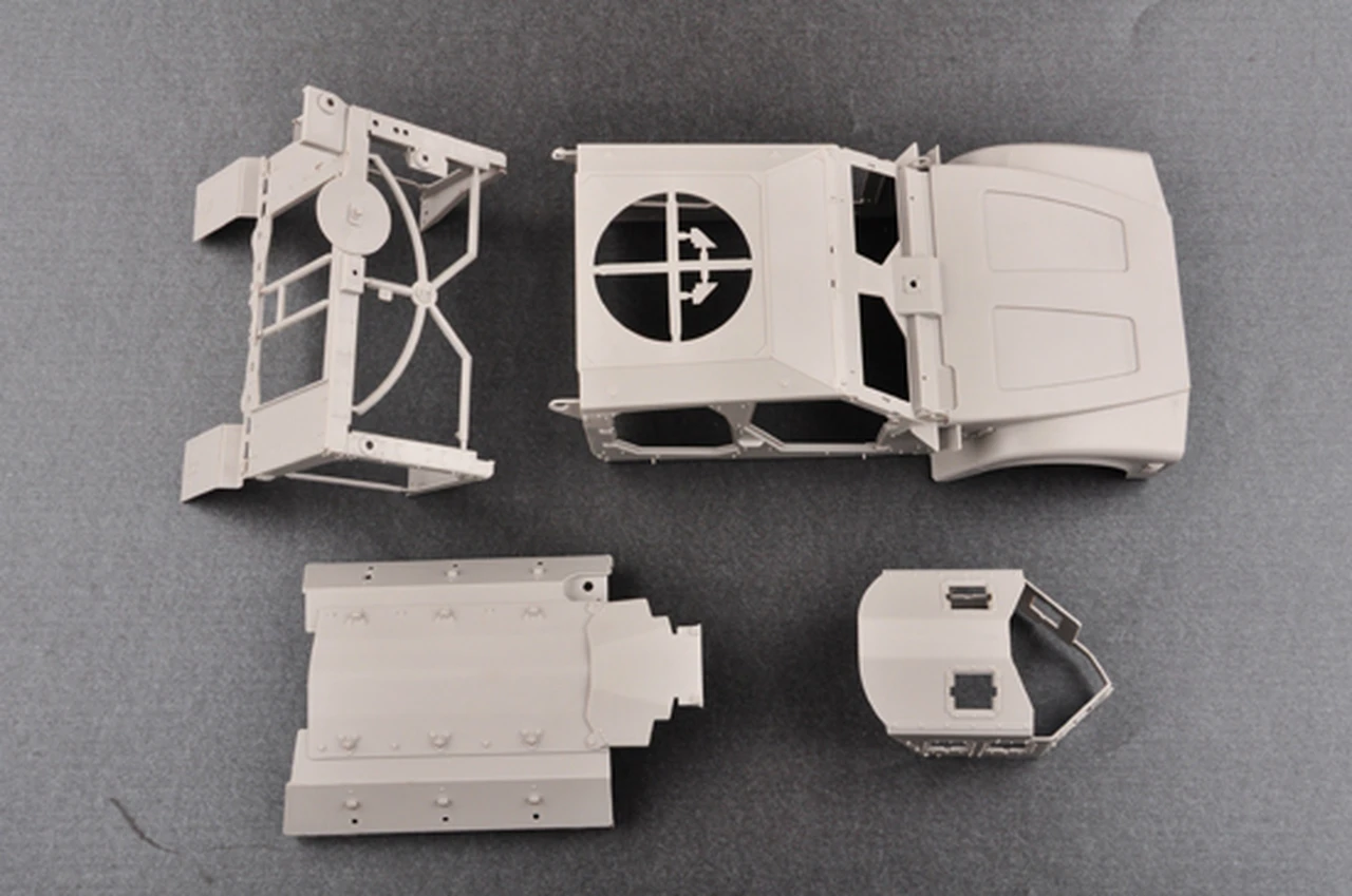 US M-ATV MRAP Vehicle 1/16 Trumpeter - Image 7