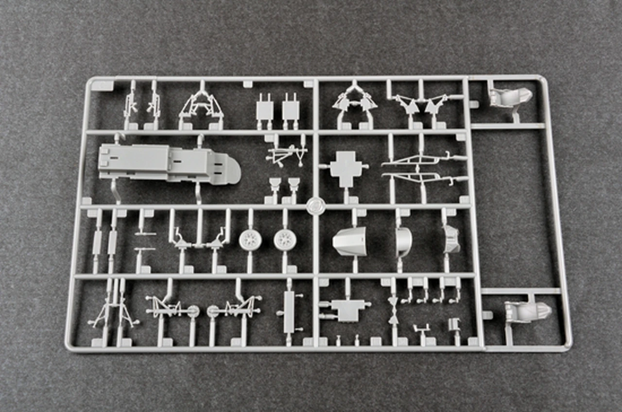 USAF T-38A Talon-Thunderbird 1/48 Trumpeter - Image 7