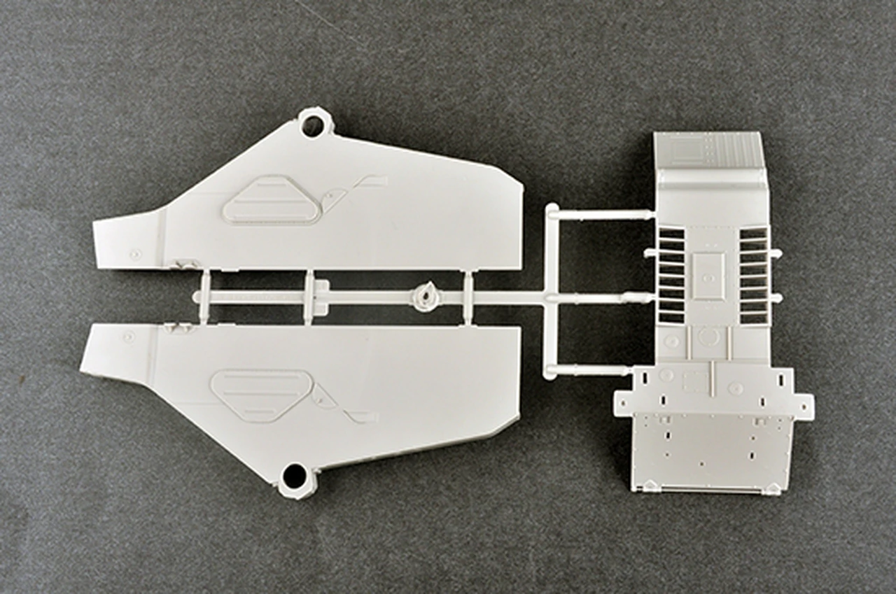 Soviet 2A3 Kondensator 2P 406mm Self-Propelled Howitzer 1/35 Trumpeter - Image 4