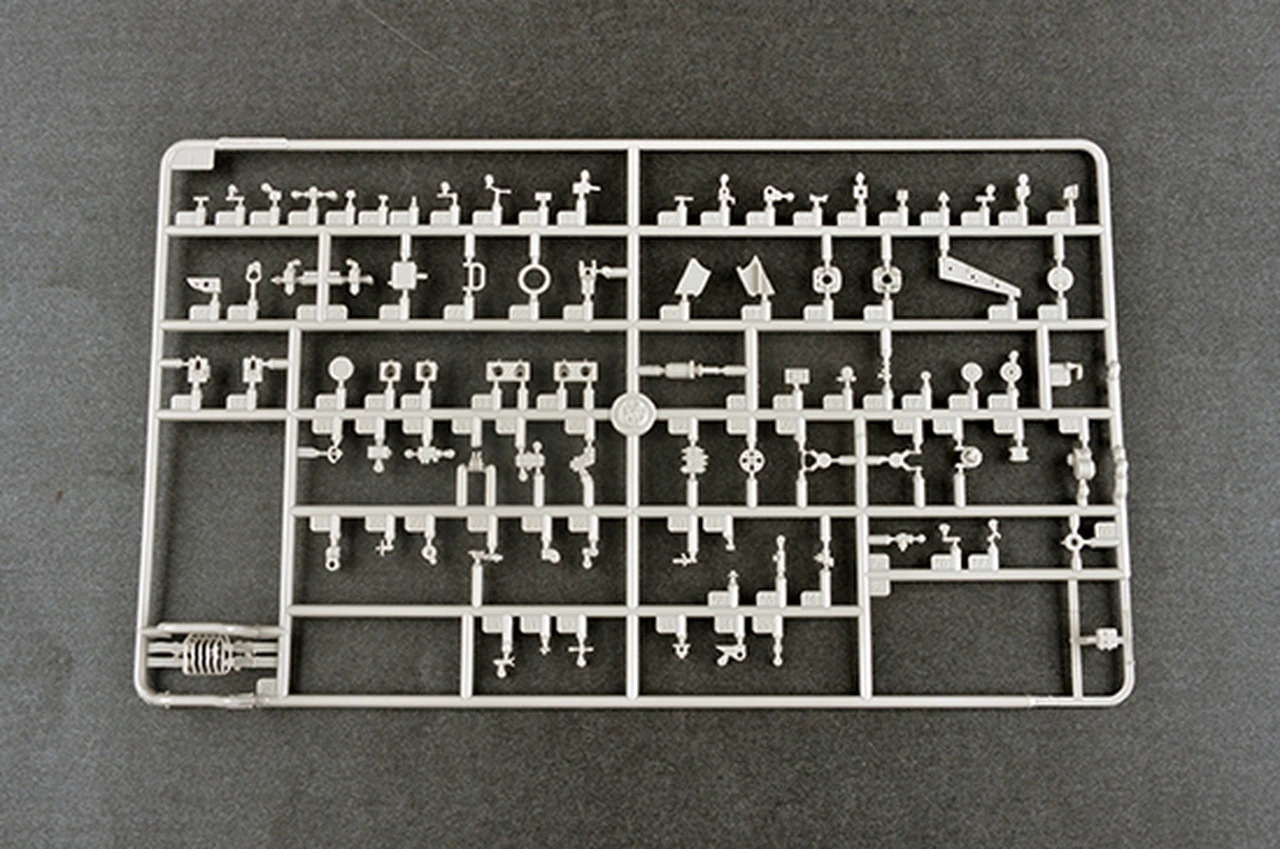 Soviet 2A3 Kondensator 2P 406mm Self-Propelled Howitzer 1/35 Trumpeter - Image 10