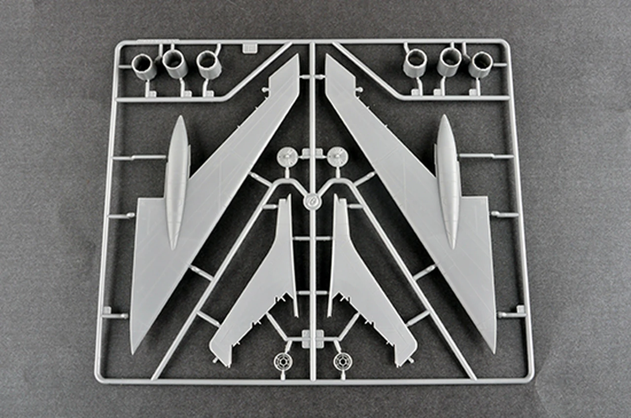Tu-128M Fiddler 1/72 Trumpeter - Image 5