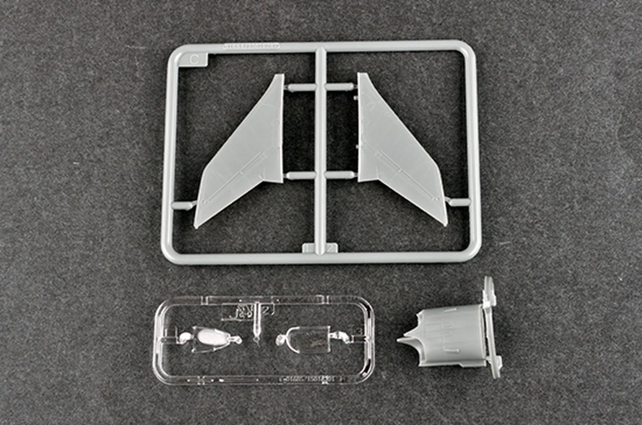 Nanchang Q-5 1/72 Trumpeter - Image 4