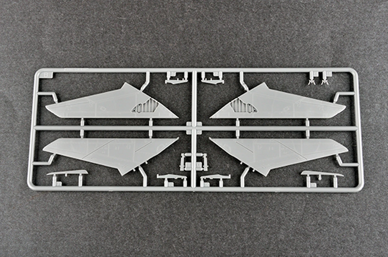 Nanchang Q-5 1/72 Trumpeter - Image 3
