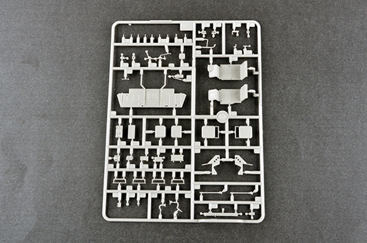 Light Armored Multi-Purpose Transport Vehicle GT-MU 1/35 Trumpeter - Image 6