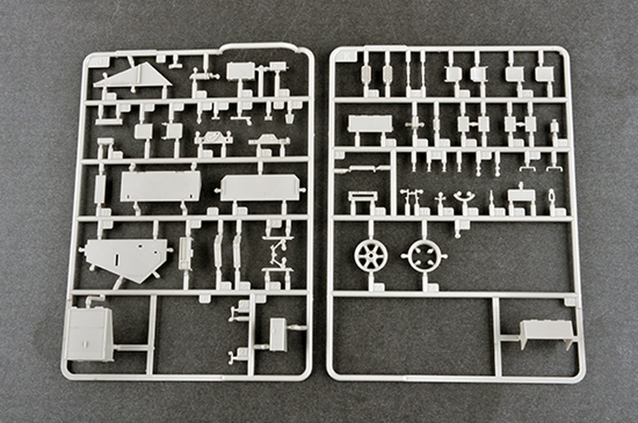 Sd.Kfz.7/3 Half-Track Artillery Tractor 1/35 Trumpeter - Image 15