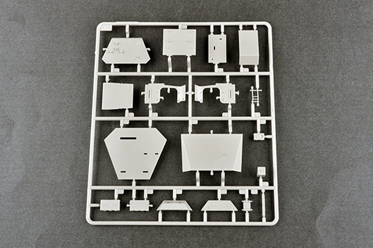 Sd.Kfz.7/3 Half-Track Artillery Tractor 1/35 Trumpeter - Image 10
