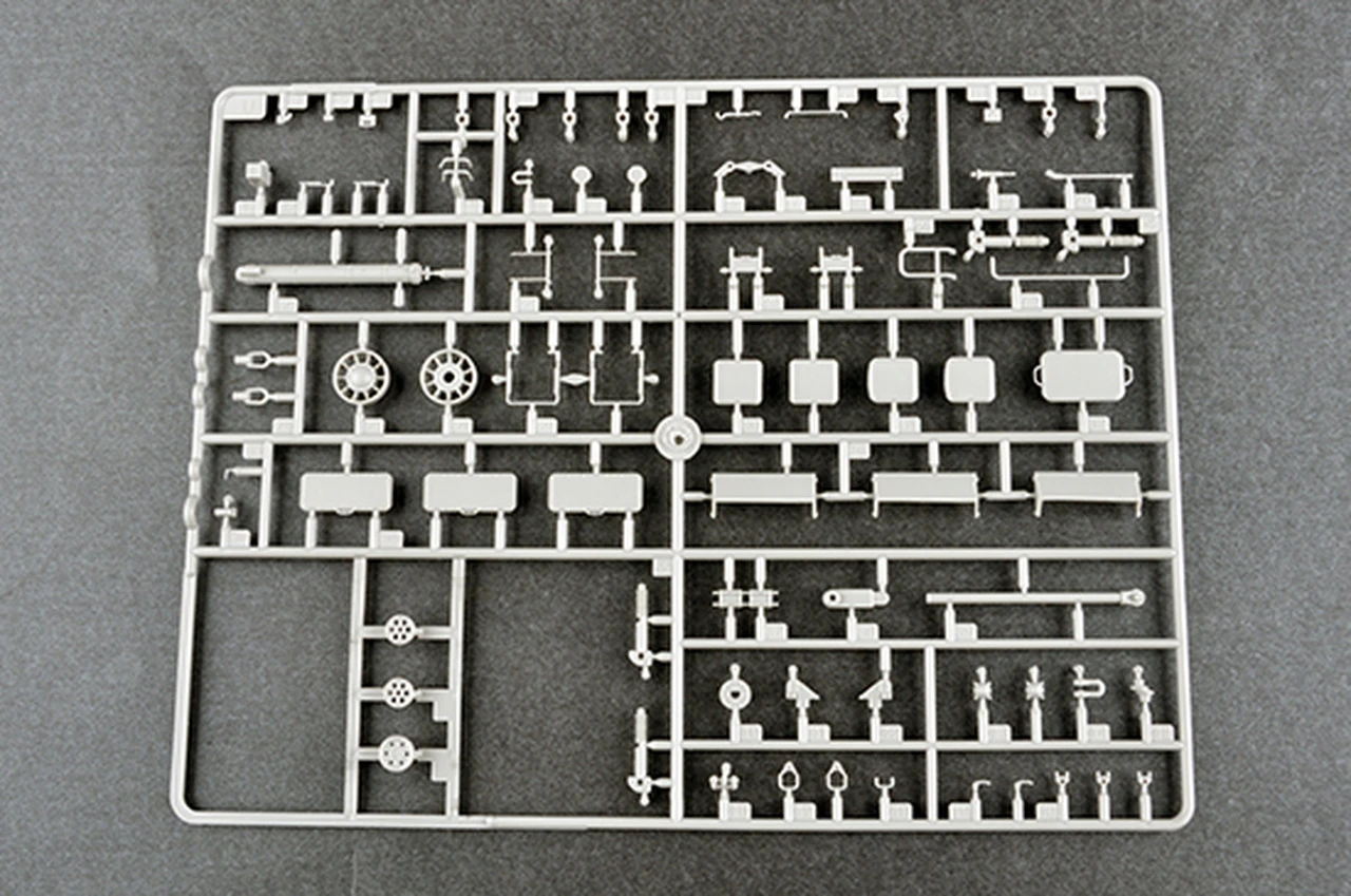 Russian S300V 9A82 SAM 1/35 Trumpeter - Image 9