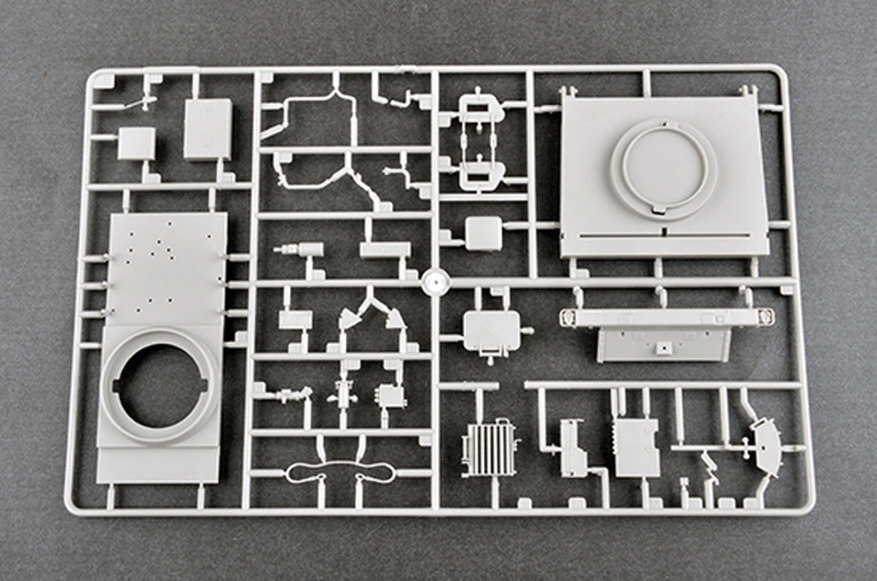M4 Command & Control Vehicle (C2V) 1/35 Trumpeter - Image 5