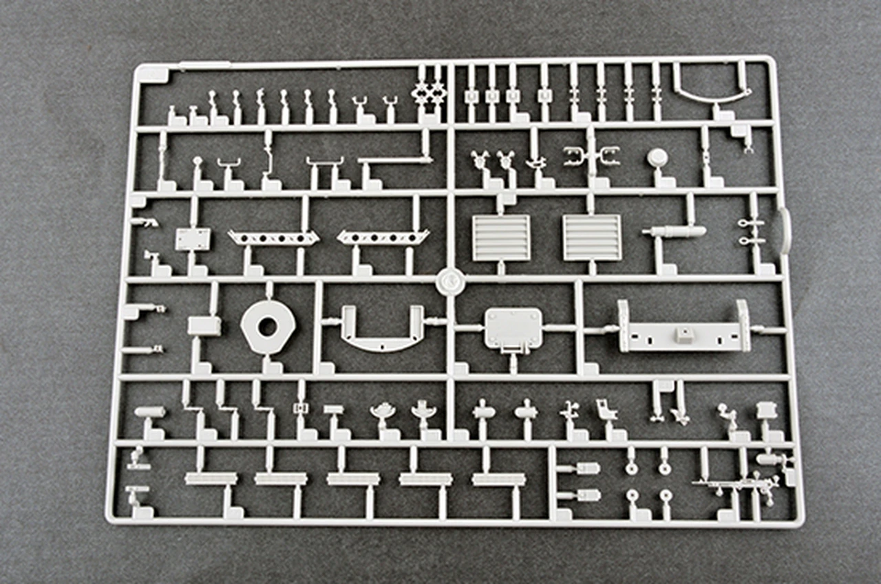 M4 Command & Control Vehicle (C2V) 1/35 Trumpeter - Image 9