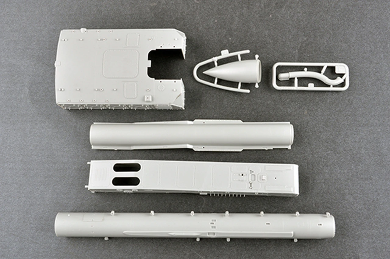 Russian 5V28 of 5P72 Launcher SAM-5 Gammon 1/35 Trumpeter - Image 3