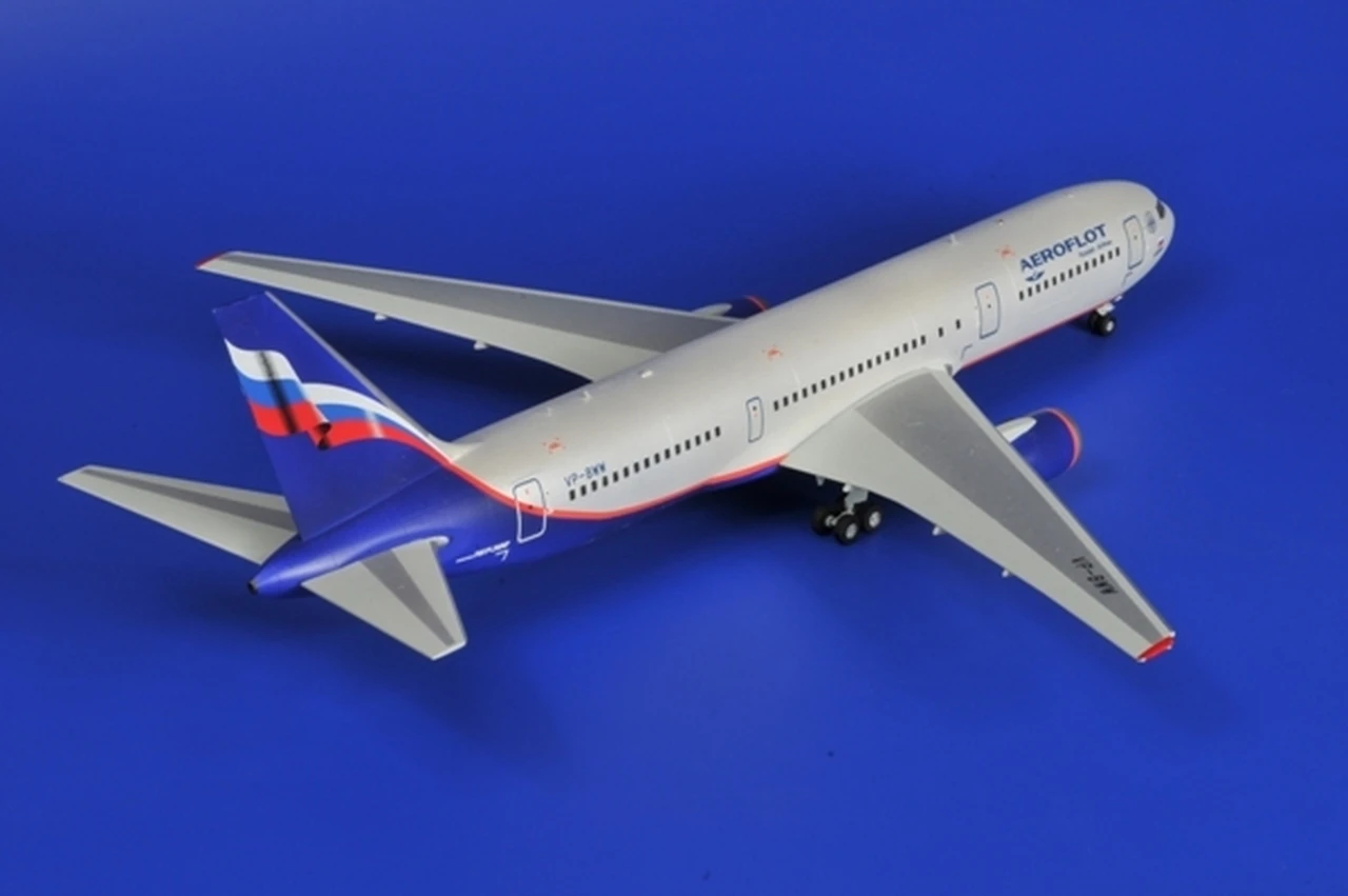 Boeing 767-300 Civilian Airliner 1/144 Zvezda - Image 3