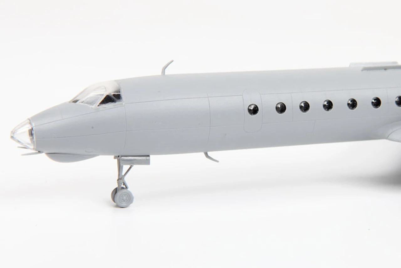 Tupolev Tu-134A/B-3 Russian Civil Airliner 1/144 Zvezda - Image 4