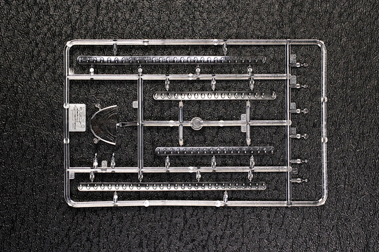 Il-62M Civilian Airliner 1/144 Zvezda - Image 13