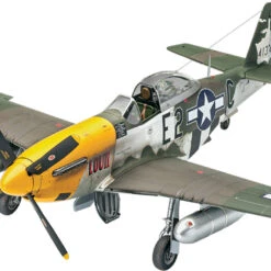 P-51D-5NA Mustang Early Version WWII Fighter 1/32 Revell Germany