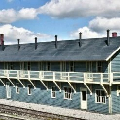 Railroad Rooming House HO American Model Builders