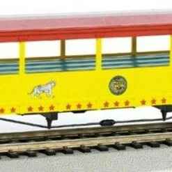 R-T-R Ringling Bros & Barnum & Bailey Open Excursion Car w/Seats #142 HO Bachmann Trains