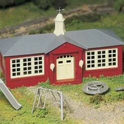 School House Plasticville USA Kit O Scale School House Plasticville USA Kit O Scale