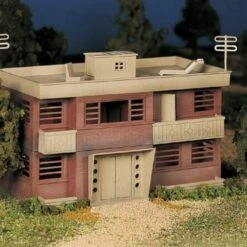Apartment Building Plasticville USA Building Kit O Scale Apartment Building Plasticville USA Building Kit O Scale