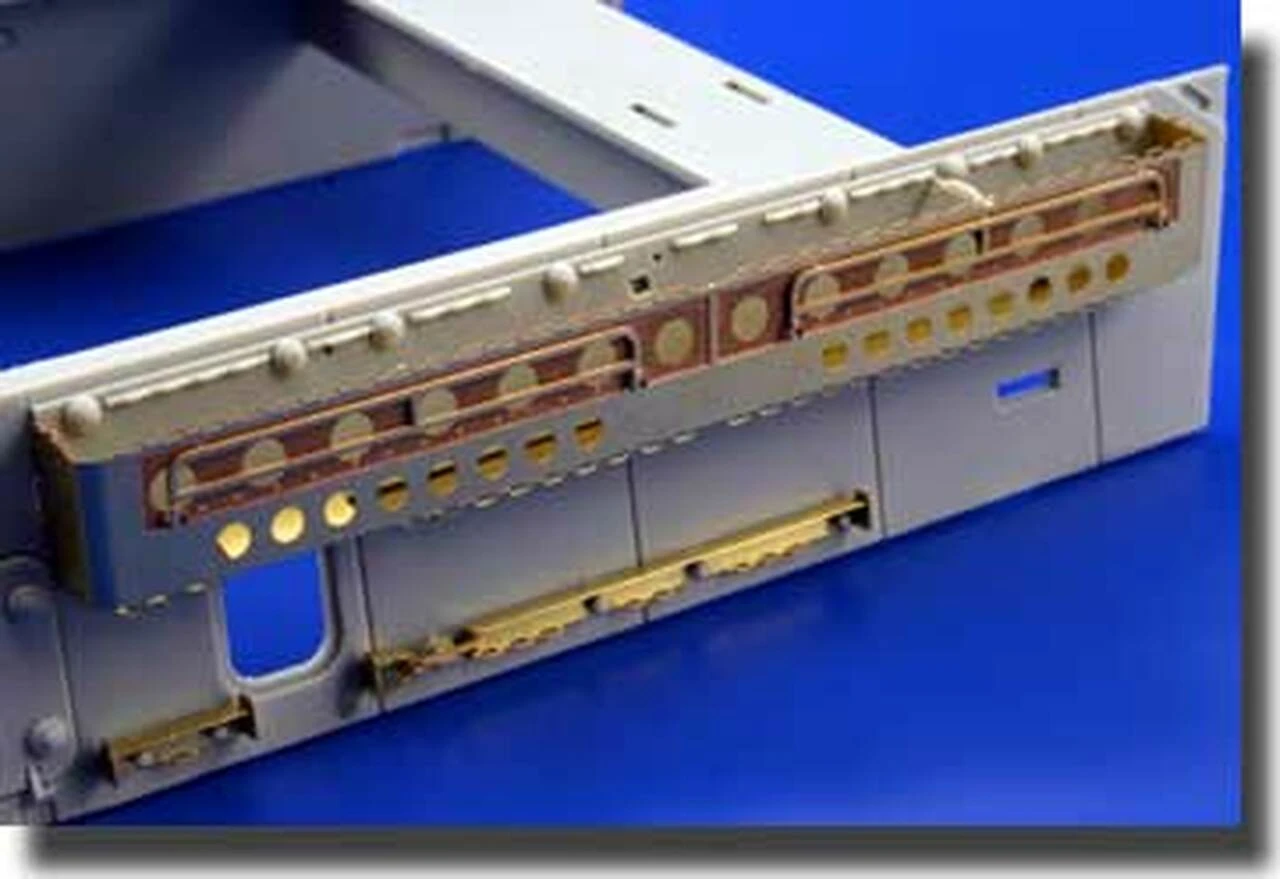 M1127 Mounted Rack & Belts for TSM 1/35 Eduard