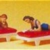 Sunbathers on Lounge Chairs (6) HO Scale Preiser Models