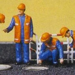 Sewer Maintenance Crew w/Barriers (4) HO Scale Preiser Models