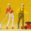 People Working in Garden w/Gardening Tools (5) Set #1 HO Scale Preiser Models