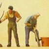 Men Planting Trees (4) HO Scale Preiser Models